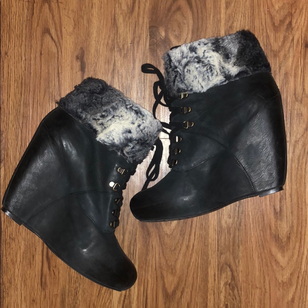 ❣️Faux Fur Booties